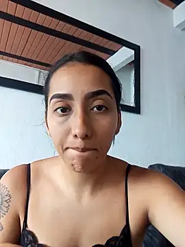 Snapshot of Queen_sofya chatting on October 16, 2025, 3:42 pm Queen sofya online show from October 16, 2025, 3:42 pm