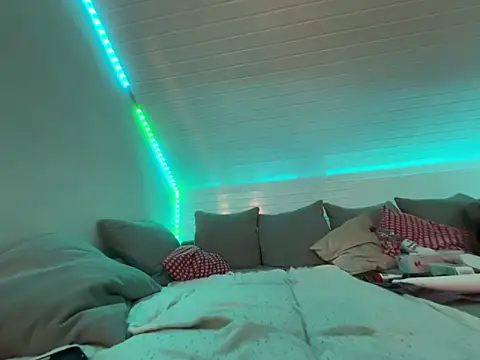 Snapshot of goddesemiiyy chatting on December 1, 2025, 7:59 pm goddesemiiyy online show from December 1, 2025, 7:59 pm