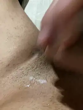 leiteiro2002 online show from December 18, 2025, 11:36 am