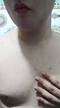 emilia6565 online show from November 16, 2025, 7:07 pm