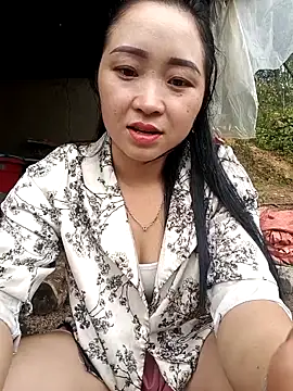 miemie-xx online show from October 14, 2025, 2:01 am