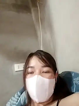 ladzy sexy online show from December 3, 2025, 7:13 pm