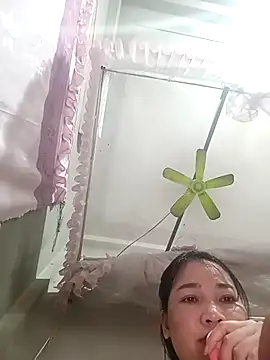 Snapshot of ladzy_sexy chatting on January 17, 2026, 7:17 pm ladzy sexy online show from January 17, 2026, 7:17 pm