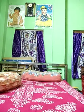 Snapshot of MAGGO-11 chatting on October 31, 2025, 10:45 am MAGGO-11 online show from October 31, 2025, 10:45 am