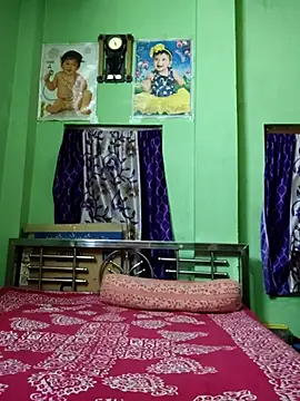 Snapshot of MAGGO-11 chatting on November 7, 2025, 6:01 pm MAGGO-11 online show from November 7, 2025, 6:01 pm