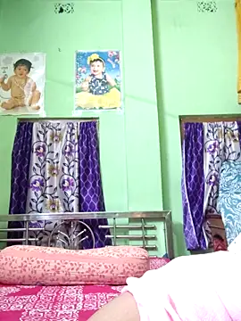 Snapshot of MAGGO-11 chatting on October 15, 2025, 6:27 pm MAGGO-11 online show from October 15, 2025, 6:27 pm