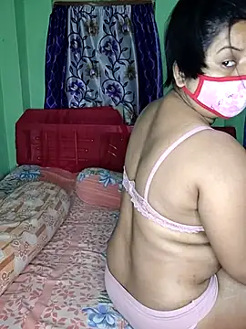 Snapshot of MAGGO-11 chatting on November 21, 2025, 10:25 am MAGGO-11 online show from November 21, 2025, 10:25 am