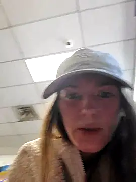 Cassaroll333 online show from November 3, 2025, 3:37 pm