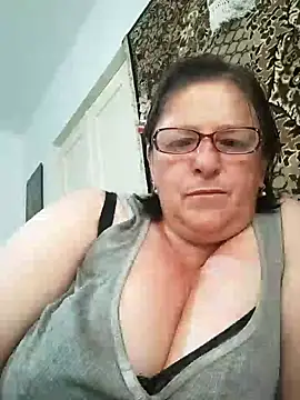 Snapshot of MilaCold5443 chatting on June 5, 2026, 8:53 am MilaCold5443 online show from June 5, 2026, 8:53 am