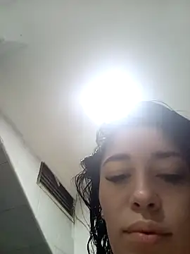 Snapshot of AbbyLewiis chatting on October 29, 2025, 11:09 am AbbyLewiis online show from October 29, 2025, 11:09 am