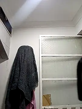 Snapshot of AbbyLewiis chatting on November 12, 2025, 11:14 am AbbyLewiis online show from November 12, 2025, 11:14 am