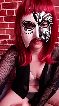 Snapshot of Heelite chatting on November 7, 2025, 9:25 am Heelite online show from November 7, 2025, 9:25 am