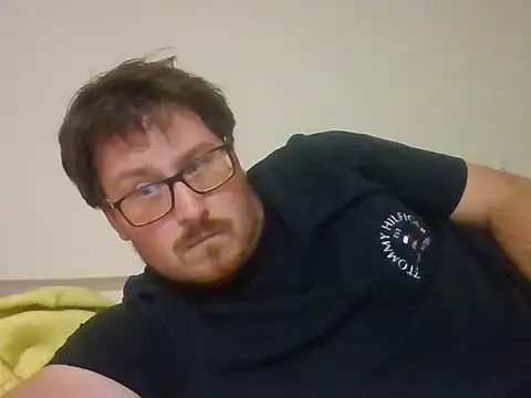 Snapshot of czechguy chatting on October 11, 2025, 4:52 pm czechguy online show from October 11, 2025, 4:52 pm