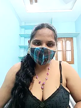 kajal-kajal1 online show from October 18, 2025, 6:04 am