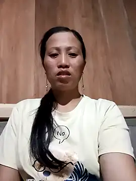 jerry-xx online show from November 15, 2025, 1:04 pm