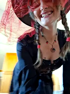 Snapshot of Nika_aa chatting on October 20, 2025, 1:55 pm Nika aa online show from October 20, 2025, 1:55 pm