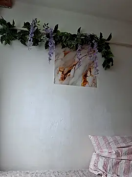 Nika aa online show from April 16, 2026, 8:59 am