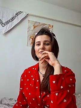 Nika aa online show from March 19, 2026, 10:48 am