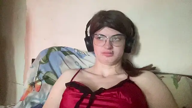 Snapshot of NikaXZimax chatting on October 21, 2025, 5:40 am NikaXZimax online show from October 21, 2025, 5:40 am