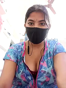 Hot radhaji online show from February 8, 2026, 3:54 pm