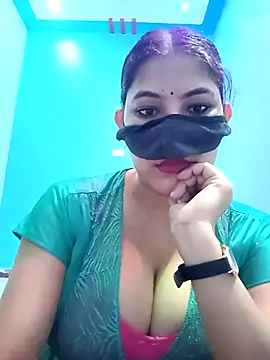 Hot radhaji online show from July 5, 2026, 9:16 am