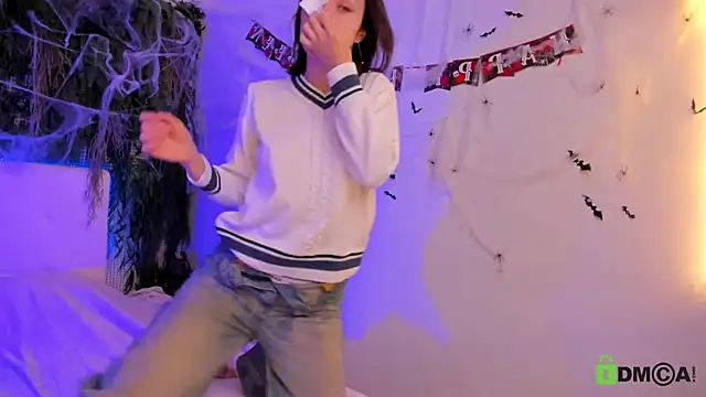 Snapshot of Black_Jenny chatting on October 29, 2025, 10:36 am Black Jenny online show from October 29, 2025, 10:36 am