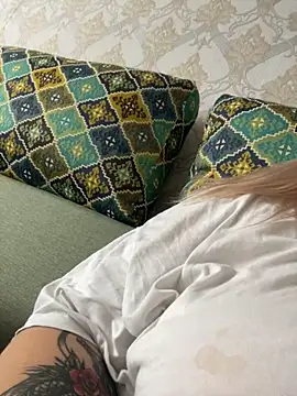 Snapshot of Vita6777 chatting on November 10, 2025, 4:50 am Vita6777 online show from November 10, 2025, 4:50 am