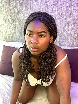 KarinaFlowers  online show from October 15, 2025, 12:24 pm