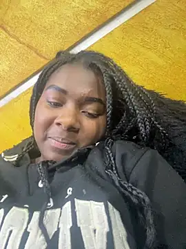 Snapshot of KarinaFlowers_ chatting on February 4, 2026, 2:06 am KarinaFlowers online show from February 4, 2026, 2:06 am