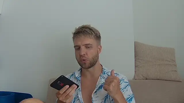 Sweetie Natasha online show from April 4, 2026, 7:48 am