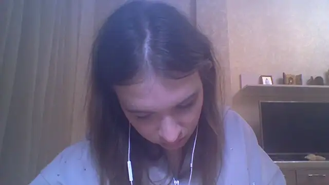 CeyaLier online show from October 14, 2025, 4:07 pm