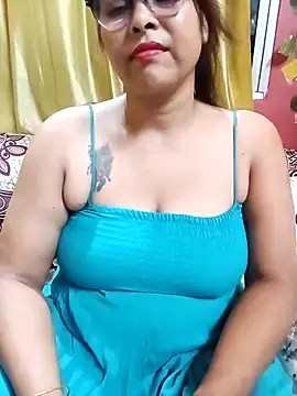 Snapshot of DEVIFULAN chatting on October 7, 2025, 5:58 pm DEVIFULAN online show from October 7, 2025, 5:58 pm