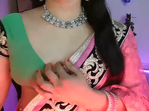 Royal zara online show from October 27, 2025, 6:42 pm