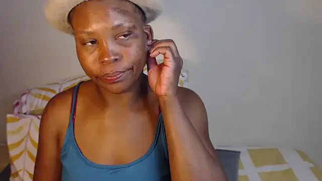 Tillah87 online show from October 23, 2025, 3:54 pm