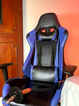 VictoriaCarter  online show from October 17, 2025, 11:45 am