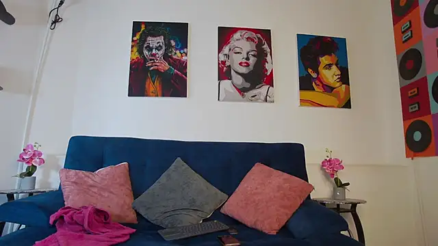 Stefano Calle online show from November 11, 2025, 12:11 pm