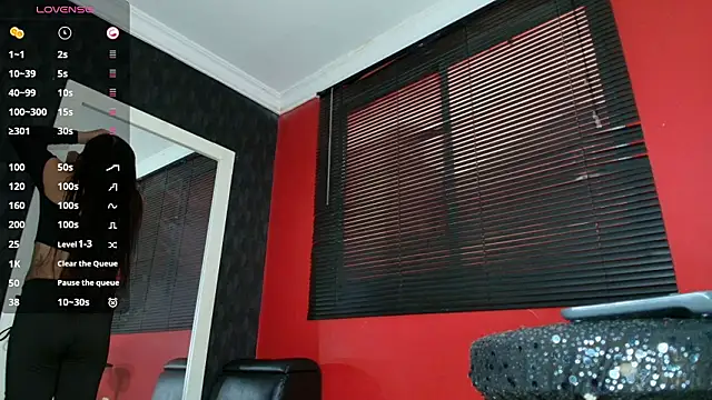 Alisson Steelersexy online show from March 12, 2026, 8:35 pm