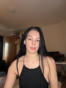 Snapshot of LunaVeyra chatting on October 11, 2025, 12:17 pm LunaVeyra online show from October 11, 2025, 12:17 pm