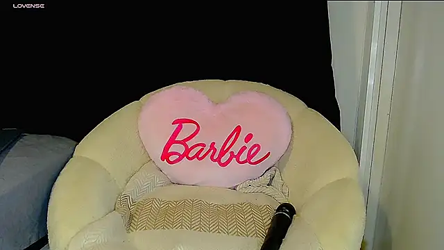 Horny beautyyy online show from February 26, 2026, 4:18 pm