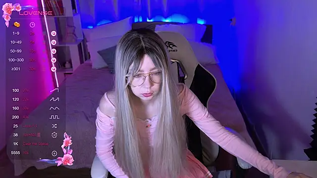 sofiisun online show from November 5, 2025, 2:14 am