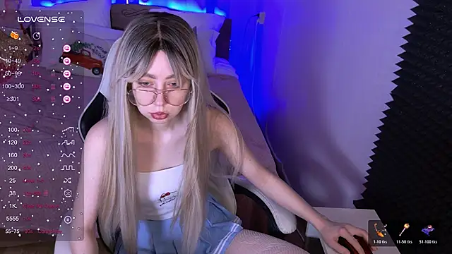 Snapshot of sofiisun chatting on January 13, 2026, 5:11 am sofiisun online show from January 13, 2026, 5:11 am