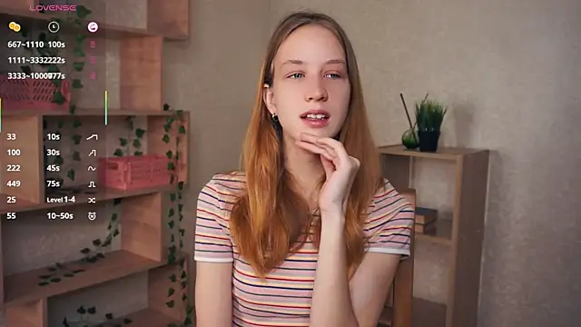 Snapshot of IveyColley chatting on November 7, 2025, 7:46 am IveyColley online show from November 7, 2025, 7:46 am