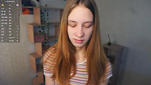 Snapshot of IveyColley chatting on November 18, 2025, 6:50 am IveyColley online show from November 18, 2025, 6:50 am