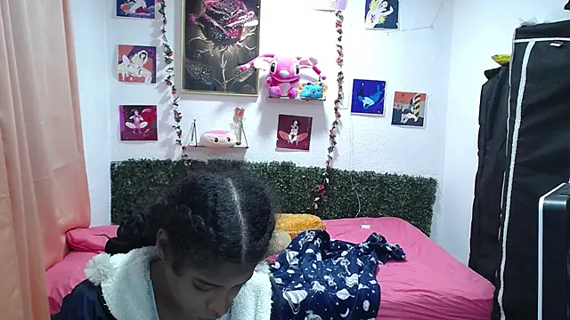 Snapshot of thianahorny chatting on April 29, 2026, 1:59 pm thianahorny online show from April 29, 2026, 1:59 pm
