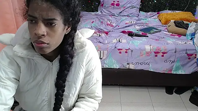 Snapshot of thianahorny chatting on May 4, 2026, 1:36 pm thianahorny online show from May 4, 2026, 1:36 pm