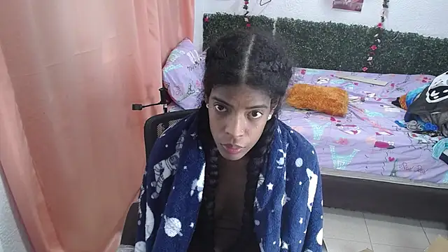 Snapshot of thianahorny chatting on June 10, 2026, 3:24 pm thianahorny online show from June 10, 2026, 3:24 pm
