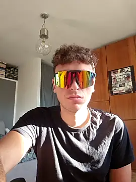 Snapshot of Kaeell chatting on October 13, 2025, 3:13 pm Kaeell online show from October 13, 2025, 3:13 pm