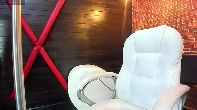 onlymen2025 online show from November 10, 2025, 8:03 pm