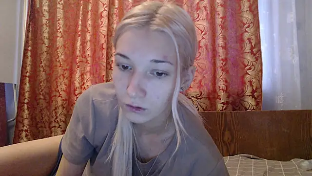 maybe doll online show from November 15, 2025, 10:30 am