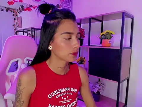 Snapshot of KarlaSlutSkinny__ chatting on February 10, 2026, 9:03 pm KarlaSlutSkinny online show from February 10, 2026, 9:03 pm